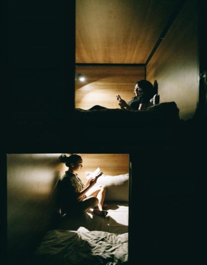 Semalam At Sun Yat Sen - Self Check In Hostel Medan Exterior photo